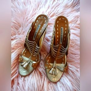 Manolo Blahnik sandals/heels - gold metallic